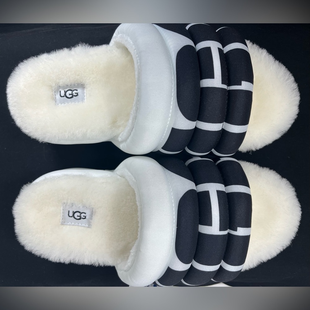 UGG Maxi Slide Logo Shoes / Slides / Platforms - White & Black - Women’s Size 7 - Picture 4 of 14